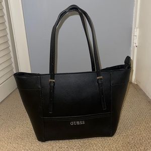 GUESS BLACK TOTE WITH INSIDE POCKET